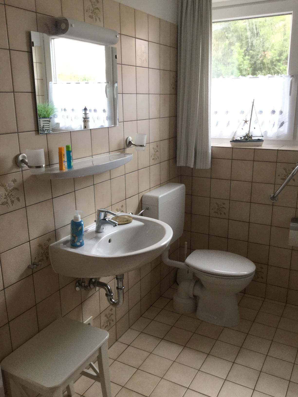 Bad_Waschbecken.jpg