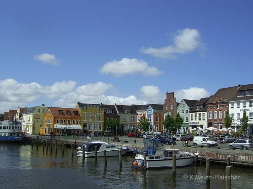 Husum_Hafen_links.jpg